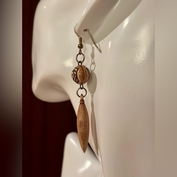 3/$15 - Carved Wood Drop Earrings with Swirl Motif - Picture 5 of 8